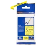 TZEFX611 BROTHER PT Labeltape 6mm geel zwart 8 meter gelamineerd