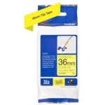 TZEFX661 BROTHER PT Labeltape 36mm geel zwart 8 meter gelamineerd